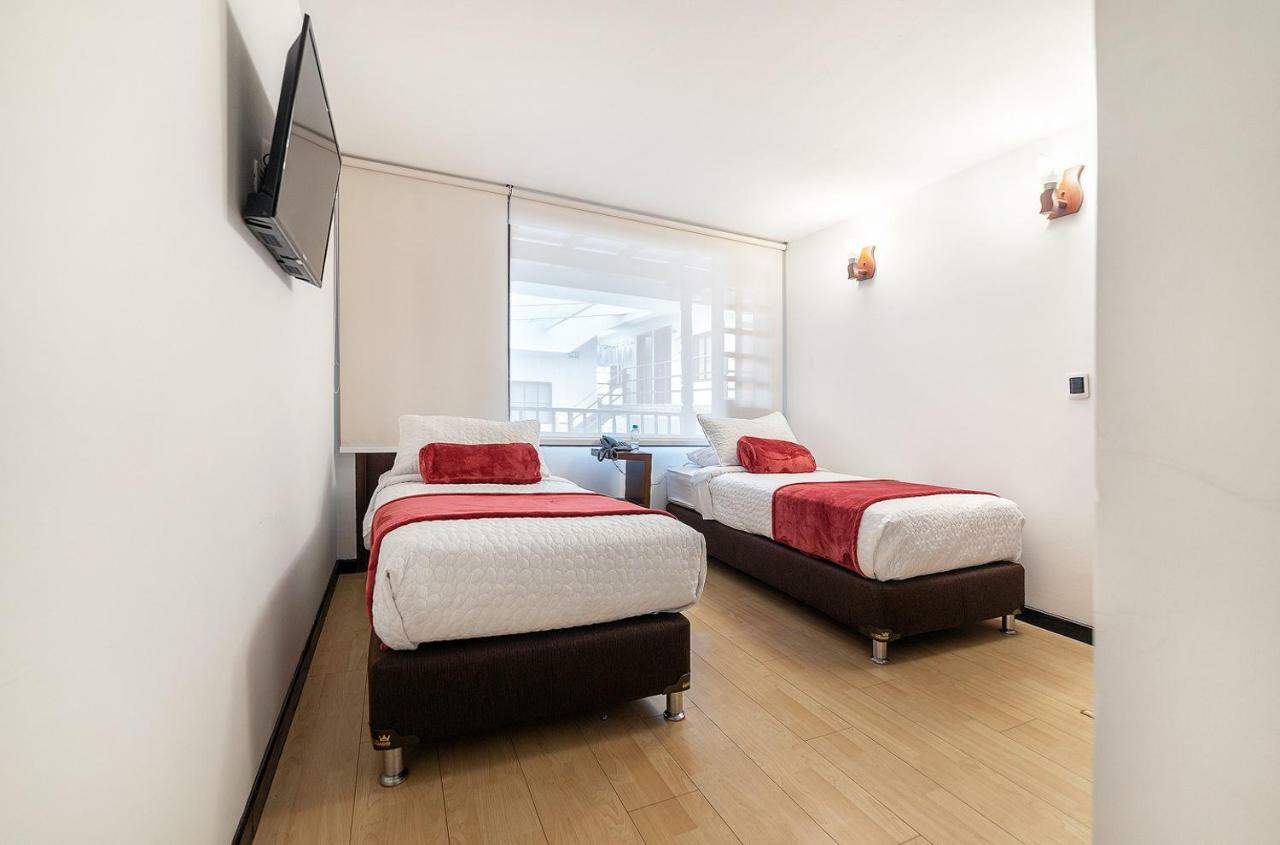Hotel San Angel Corferias โบโกตา ภายนอก รูปภาพ